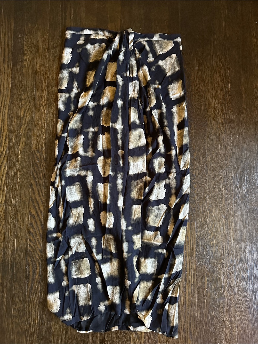 Zara Pattern skirt black&tan Size- Medium